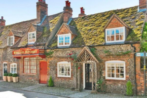 Perfectly Positioned Hambleden House